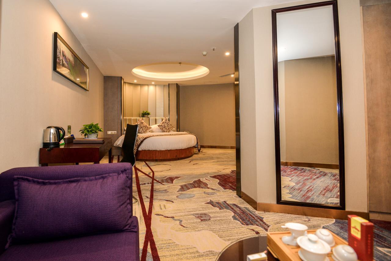 Days Hotel & Suites Shishi เฉวียนโจว ภายนอก รูปภาพ